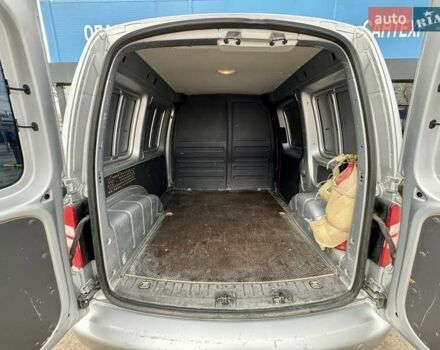 Серый Фольксваген Кадди, объемом двигателя 1.97 л и пробегом 230 тыс. км за 10800 $, фото 58 на Automoto.ua