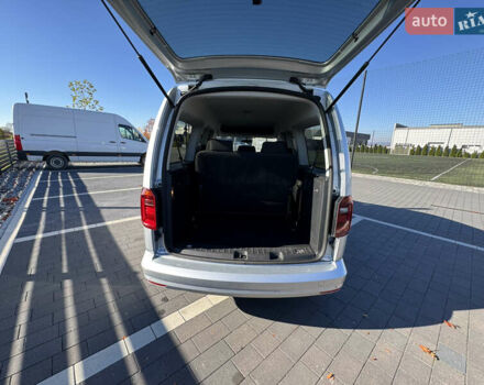 Серый Фольксваген Кадди, объемом двигателя 2 л и пробегом 274 тыс. км за 16300 $, фото 53 на Automoto.ua