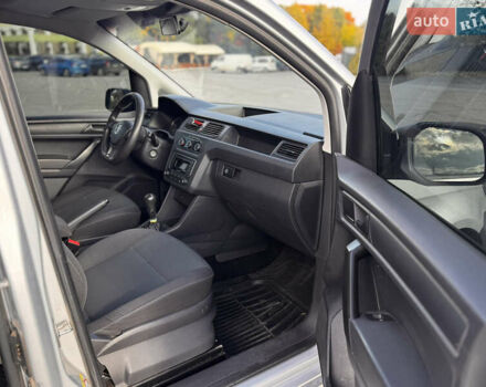 Серый Фольксваген Кадди, объемом двигателя 1.6 л и пробегом 210 тыс. км за 12900 $, фото 14 на Automoto.ua