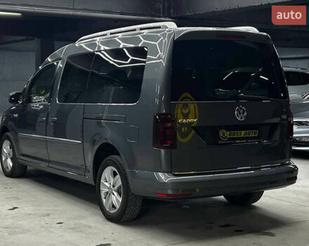 Сірий Фольксваген Кадді, об'ємом двигуна 1.97 л та пробігом 192 тис. км за 18800 $, фото 3 на Automoto.ua
