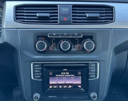 Серый Фольксваген Кадди, объемом двигателя 2 л и пробегом 132 тыс. км за 9200 $, фото 20 на Automoto.ua