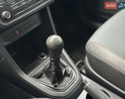 Серый Фольксваген Кадди, объемом двигателя 1.6 л и пробегом 209 тыс. км за 12400 $, фото 12 на Automoto.ua