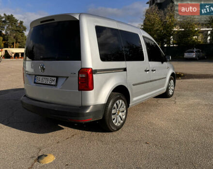 Серый Фольксваген Кадди, объемом двигателя 1.6 л и пробегом 210 тыс. км за 12900 $, фото 5 на Automoto.ua