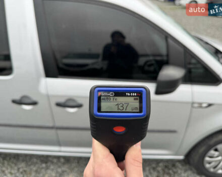 Серый Фольксваген Кадди, объемом двигателя 1.6 л и пробегом 209 тыс. км за 12400 $, фото 24 на Automoto.ua