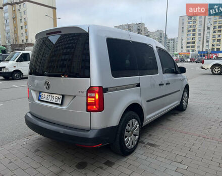Серый Фольксваген Кадди, объемом двигателя 1.6 л и пробегом 209 тыс. км за 11200 $, фото 2 на Automoto.ua