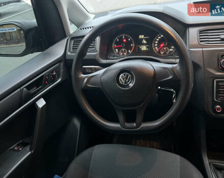 Серый Фольксваген Кадди, объемом двигателя 1.6 л и пробегом 209 тыс. км за 11200 $, фото 14 на Automoto.ua