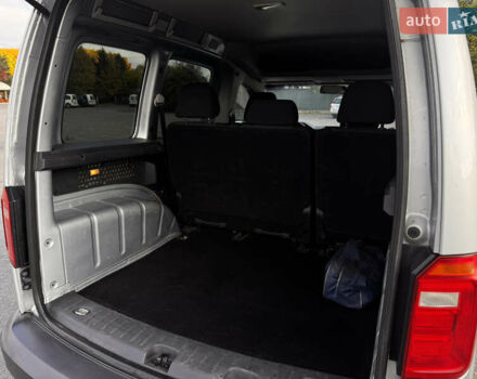 Серый Фольксваген Кадди, объемом двигателя 1.6 л и пробегом 210 тыс. км за 12900 $, фото 9 на Automoto.ua