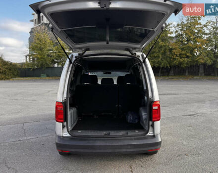 Серый Фольксваген Кадди, объемом двигателя 1.6 л и пробегом 210 тыс. км за 12900 $, фото 8 на Automoto.ua