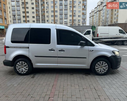 Серый Фольксваген Кадди, объемом двигателя 1.6 л и пробегом 209 тыс. км за 11200 $, фото 1 на Automoto.ua