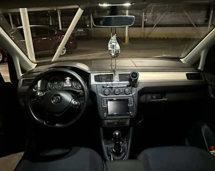 Серый Фольксваген Кадди, объемом двигателя 1.97 л и пробегом 151 тыс. км за 19700 $, фото 10 на Automoto.ua