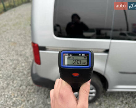 Серый Фольксваген Кадди, объемом двигателя 1.6 л и пробегом 209 тыс. км за 12400 $, фото 22 на Automoto.ua