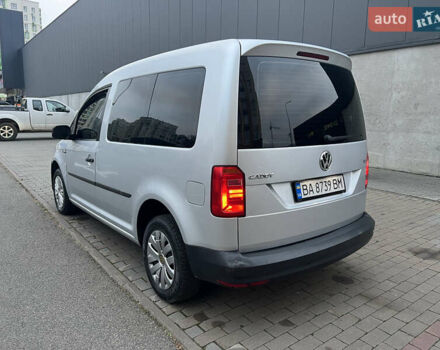 Серый Фольксваген Кадди, объемом двигателя 1.6 л и пробегом 209 тыс. км за 11200 $, фото 4 на Automoto.ua