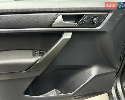 Сірий Фольксваген Кадді, об'ємом двигуна 1.97 л та пробігом 192 тис. км за 18800 $, фото 6 на Automoto.ua