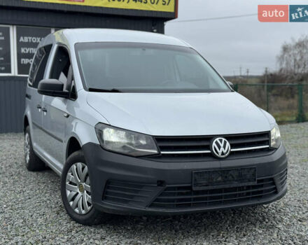 Серый Фольксваген Кадди, объемом двигателя 1.6 л и пробегом 209 тыс. км за 12400 $, фото 4 на Automoto.ua
