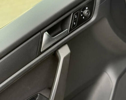 Серый Фольксваген Кадди, объемом двигателя 2 л и пробегом 187 тыс. км за 17900 $, фото 43 на Automoto.ua