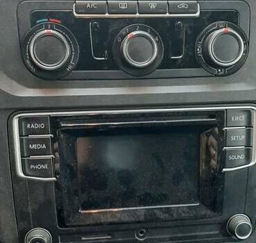 Серый Фольксваген Кадди, объемом двигателя 1.97 л и пробегом 130 тыс. км за 18500 $, фото 17 на Automoto.ua