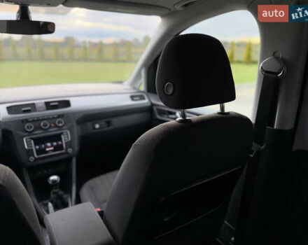 Серый Фольксваген Кадди, объемом двигателя 2 л и пробегом 187 тыс. км за 17900 $, фото 77 на Automoto.ua