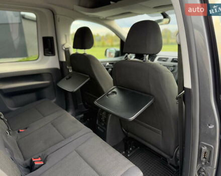 Серый Фольксваген Кадди, объемом двигателя 2 л и пробегом 187 тыс. км за 17900 $, фото 65 на Automoto.ua