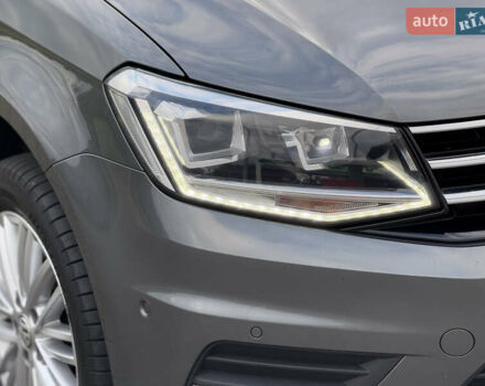 Серый Фольксваген Кадди, объемом двигателя 2 л и пробегом 187 тыс. км за 17900 $, фото 17 на Automoto.ua