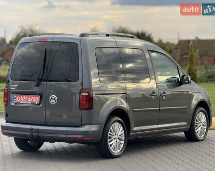Серый Фольксваген Кадди, объемом двигателя 2 л и пробегом 187 тыс. км за 17900 $, фото 28 на Automoto.ua