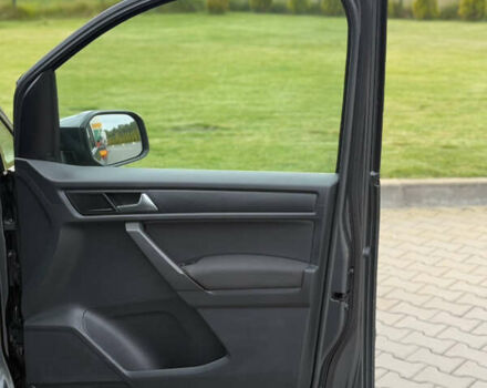 Серый Фольксваген Кадди, объемом двигателя 2 л и пробегом 187 тыс. км за 17900 $, фото 54 на Automoto.ua