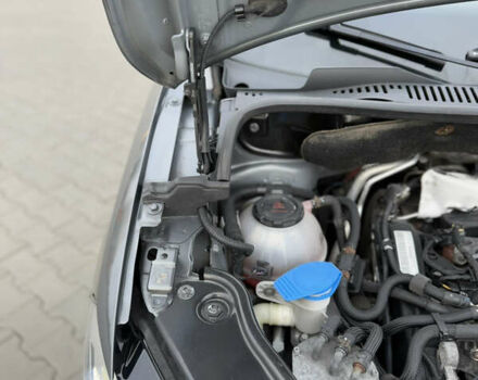 Серый Фольксваген Кадди, объемом двигателя 2 л и пробегом 187 тыс. км за 17900 $, фото 86 на Automoto.ua