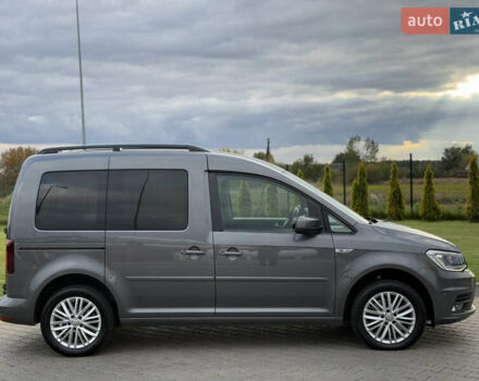 Серый Фольксваген Кадди, объемом двигателя 2 л и пробегом 187 тыс. км за 17900 $, фото 21 на Automoto.ua