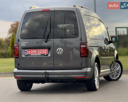 Серый Фольксваген Кадди, объемом двигателя 2 л и пробегом 187 тыс. км за 17900 $, фото 40 на Automoto.ua