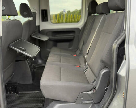 Серый Фольксваген Кадди, объемом двигателя 2 л и пробегом 187 тыс. км за 17900 $, фото 69 на Automoto.ua