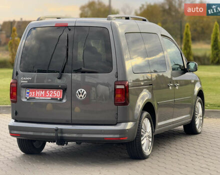Серый Фольксваген Кадди, объемом двигателя 2 л и пробегом 187 тыс. км за 17900 $, фото 27 на Automoto.ua