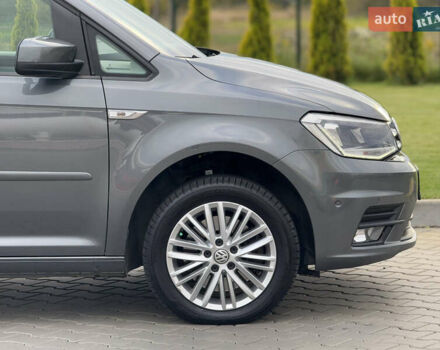 Серый Фольксваген Кадди, объемом двигателя 2 л и пробегом 187 тыс. км за 17900 $, фото 23 на Automoto.ua