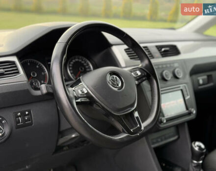 Серый Фольксваген Кадди, объемом двигателя 2 л и пробегом 187 тыс. км за 17900 $, фото 46 на Automoto.ua