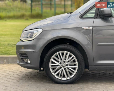 Серый Фольксваген Кадди, объемом двигателя 2 л и пробегом 187 тыс. км за 17900 $, фото 18 на Automoto.ua