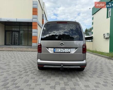 Серый Фольксваген Кадди, объемом двигателя 1.97 л и пробегом 270 тыс. км за 17300 $, фото 6 на Automoto.ua