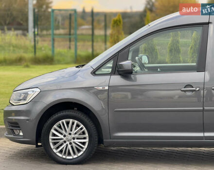 Серый Фольксваген Кадди, объемом двигателя 2 л и пробегом 187 тыс. км за 17900 $, фото 19 на Automoto.ua