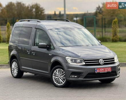 Серый Фольксваген Кадди, объемом двигателя 2 л и пробегом 187 тыс. км за 17900 $, фото 7 на Automoto.ua