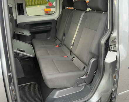 Серый Фольксваген Кадди, объемом двигателя 2 л и пробегом 187 тыс. км за 17900 $, фото 68 на Automoto.ua