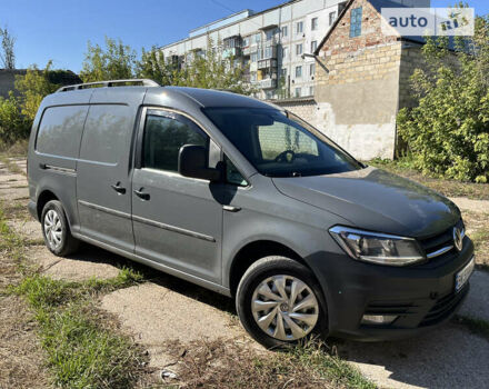 Серый Фольксваген Кадди, объемом двигателя 1.97 л и пробегом 243 тыс. км за 14000 $, фото 4 на Automoto.ua