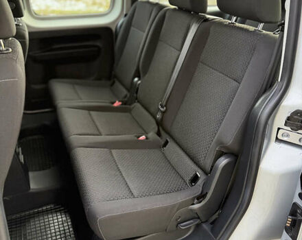 Серый Фольксваген Кадди, объемом двигателя 1.97 л и пробегом 221 тыс. км за 21000 $, фото 33 на Automoto.ua