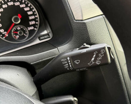 Серый Фольксваген Кадди, объемом двигателя 1.97 л и пробегом 221 тыс. км за 21000 $, фото 31 на Automoto.ua