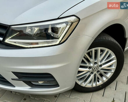 Серый Фольксваген Кадди, объемом двигателя 1.4 л и пробегом 204 тыс. км за 16999 $, фото 16 на Automoto.ua