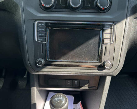 Серый Фольксваген Кадди, объемом двигателя 1.97 л и пробегом 283 тыс. км за 21000 $, фото 13 на Automoto.ua