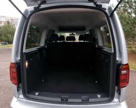 Серый Фольксваген Кадди, объемом двигателя 2 л и пробегом 226 тыс. км за 19950 $, фото 17 на Automoto.ua