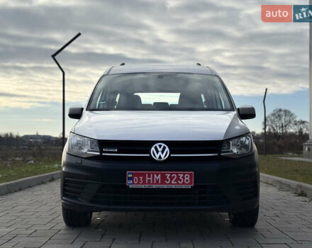 Серый Фольксваген Кадди, объемом двигателя 1.97 л и пробегом 221 тыс. км за 21000 $, фото 1 на Automoto.ua