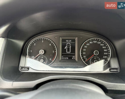 Серый Фольксваген Кадди, объемом двигателя 1.97 л и пробегом 221 тыс. км за 21000 $, фото 21 на Automoto.ua