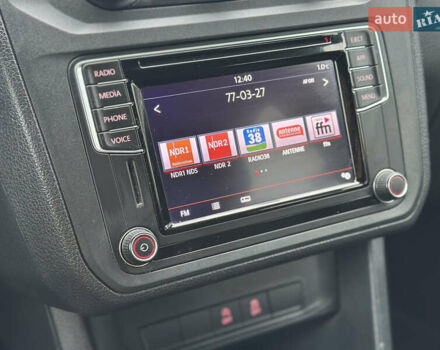 Серый Фольксваген Кадди, объемом двигателя 2 л и пробегом 248 тыс. км за 16950 $, фото 34 на Automoto.ua