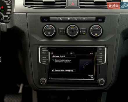 Серый Фольксваген Кадди, объемом двигателя 1.4 л и пробегом 204 тыс. км за 16999 $, фото 38 на Automoto.ua