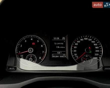 Серый Фольксваген Кадди, объемом двигателя 1.4 л и пробегом 204 тыс. км за 16999 $, фото 30 на Automoto.ua