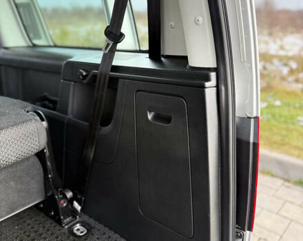 Серый Фольксваген Кадди, объемом двигателя 1.97 л и пробегом 221 тыс. км за 21000 $, фото 42 на Automoto.ua