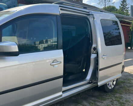 Серый Фольксваген Кадди, объемом двигателя 1.97 л и пробегом 283 тыс. км за 21000 $, фото 5 на Automoto.ua